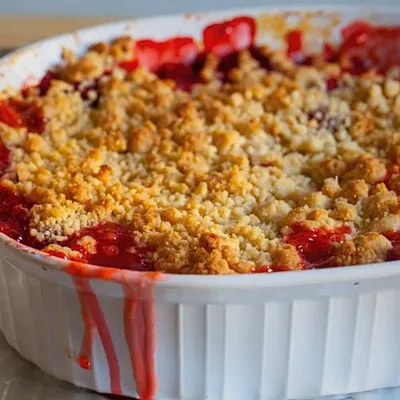 Rhubarb and Ginger Crumble
