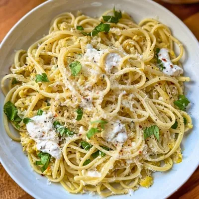 Burrata, Courgette, Spinach, Burrata and Olive Pasta