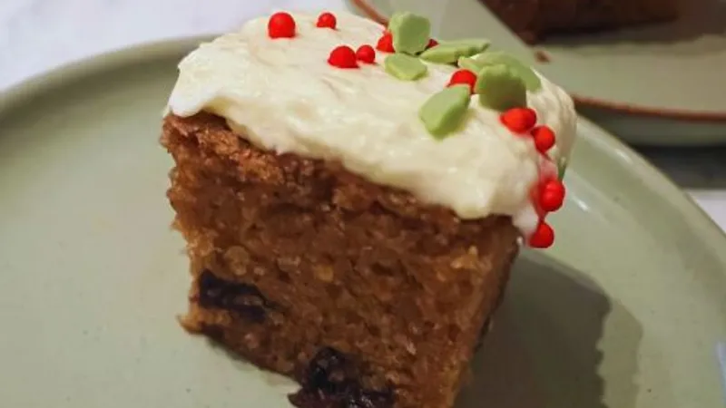 Carrot cake with cream cheese icing