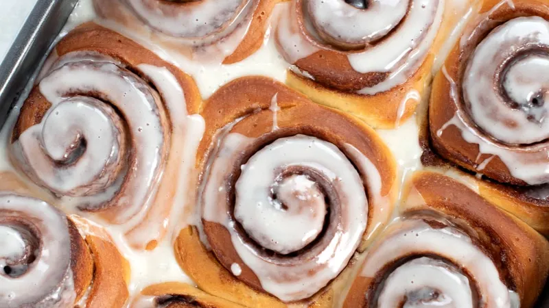 Granny Bella's Cinnamon Buns